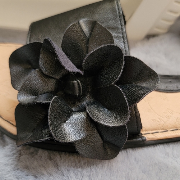 NWOT B.O.C SANDALS - Picture 8 of 10